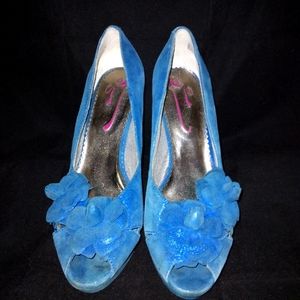 EUC Poetic License Blue 3D Flowers Heels